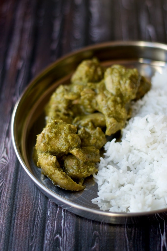 If you are tired of making chicken curry the same old way, try making Dhania (cilantro) chicken. A must make recipe for all those who love the taste of Cilantro (Dhania) leaves! 