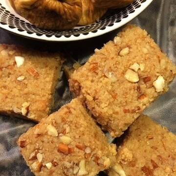 An overhead shot of Anjeer Barfi