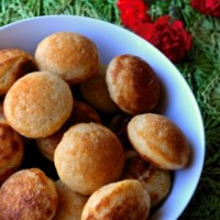 Guri appas in a white bowl