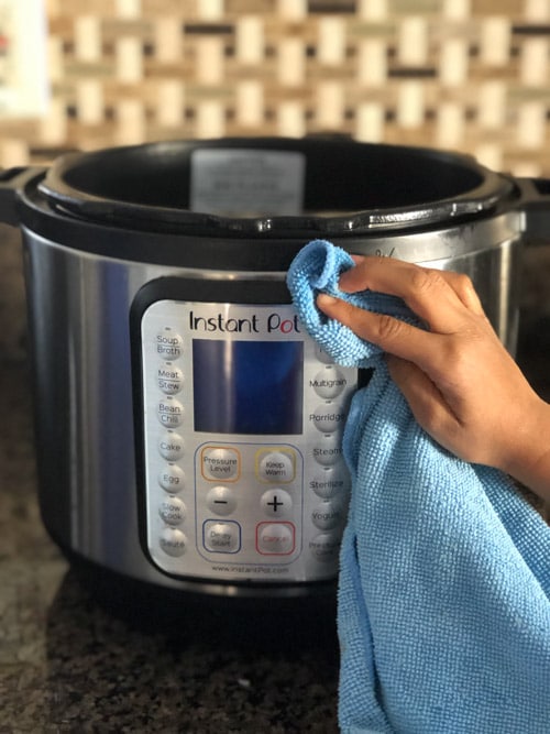 Cleaning Instant Pot exterior