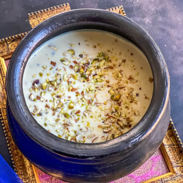15-minute Instant Shahi Rabdi (Rabri) - Simple Indian Meals
