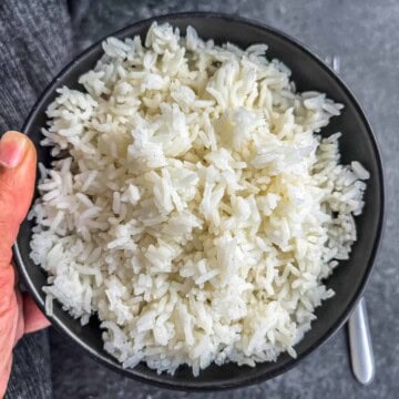 A bowl of Sona Masoori Rice.